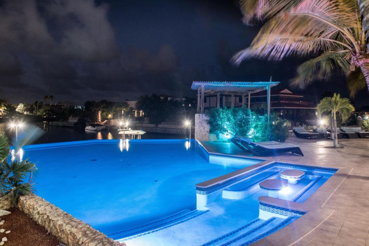 Bella Breeze Bonaire Aparthotel Kralendijk  Exterior photo